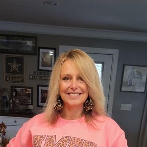 Meet your Posher, Jennifer